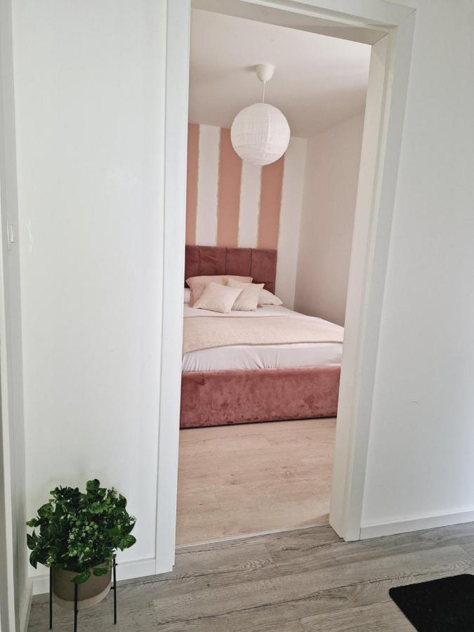 Apartman Maja **** Apartment Sibenik Exterior photo